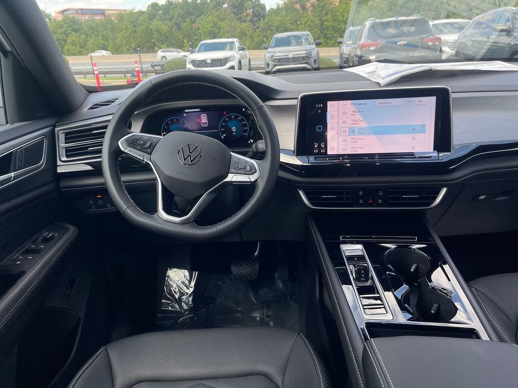 2026 Volkswagen Atlas Cross Sport 2.0T SE w/Technology
