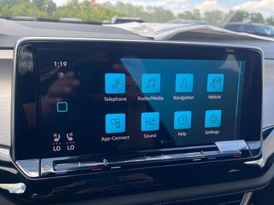2026 Volkswagen Atlas Cross Sport 2.0T SE w/Technology