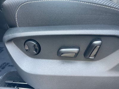 2025 Volkswagen Atlas Cross Sport 2.0T SE w/ Technology