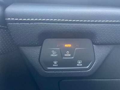 2025 Volkswagen Atlas Cross Sport 2.0T SE w/ Technology