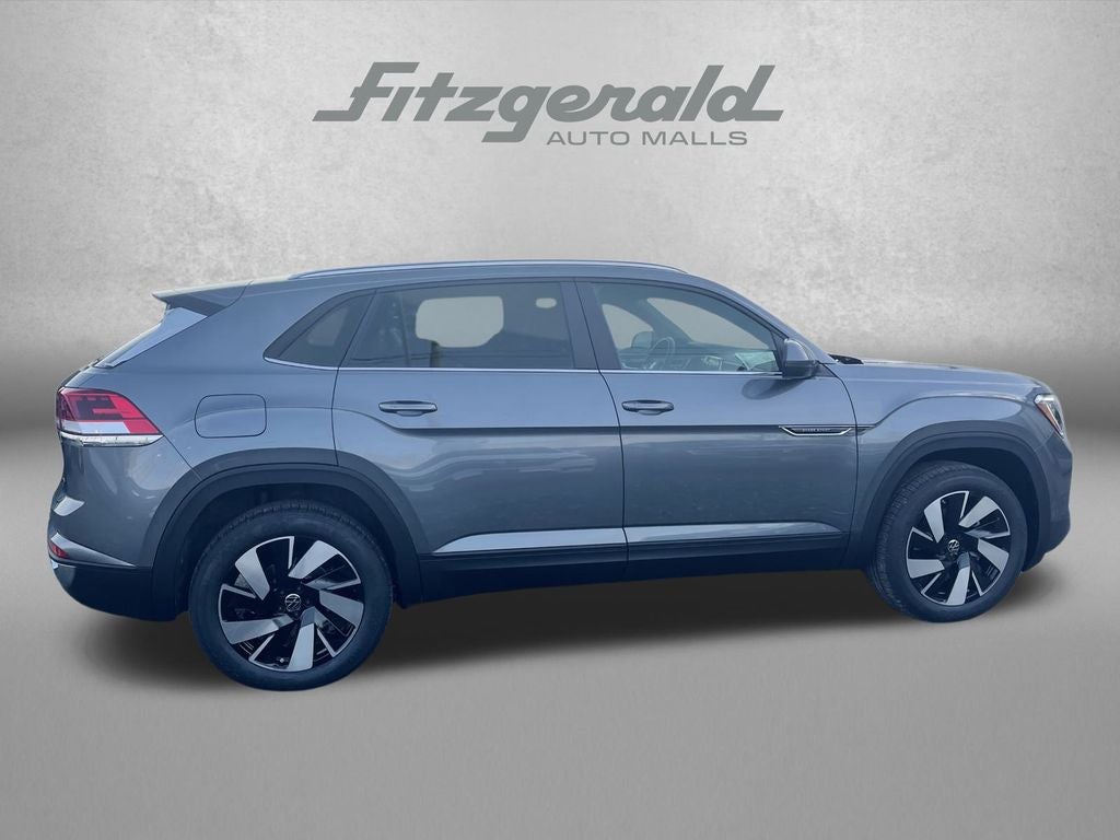 2025 Volkswagen Atlas Cross Sport 2.0T SE w/ Technology