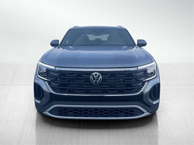 2025 Volkswagen Atlas Cross Sport 2.0T SE w/ Technology