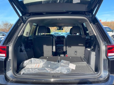 2026 Volkswagen Atlas 2.0T SE w/ Technology