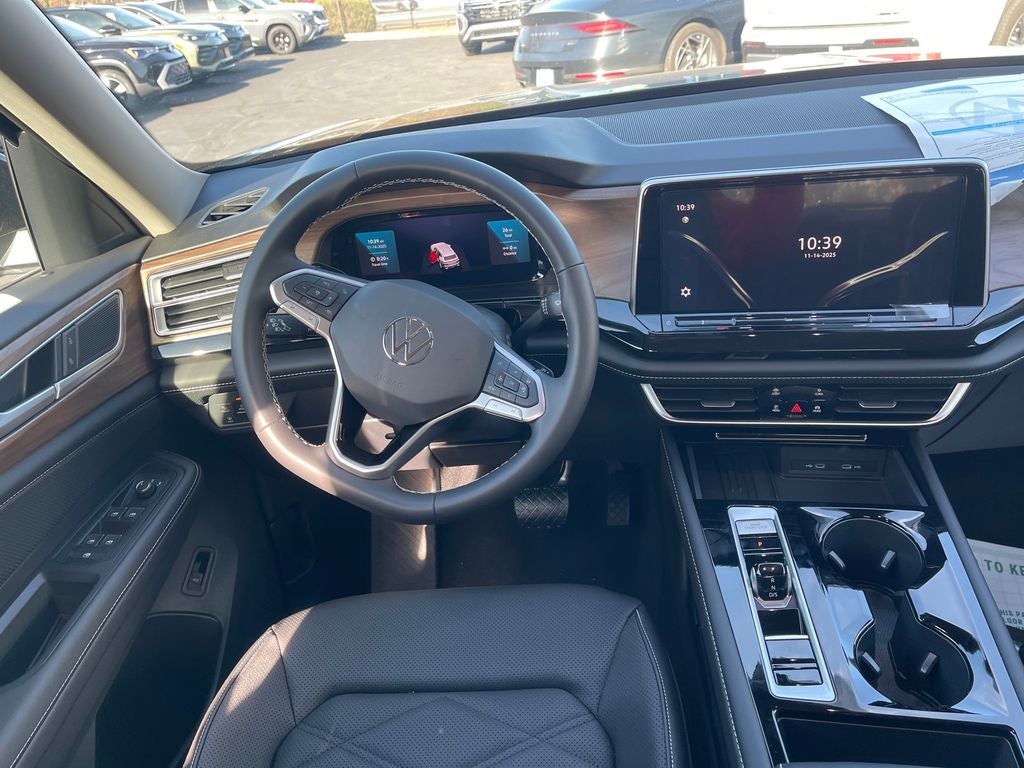 2026 Volkswagen Atlas 2.0T SE w/ Technology