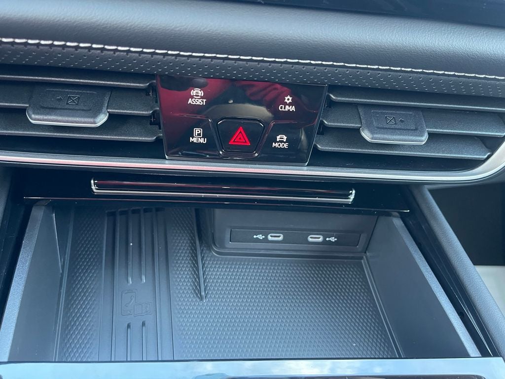 2026 Volkswagen Atlas 2.0T SE w/ Technology