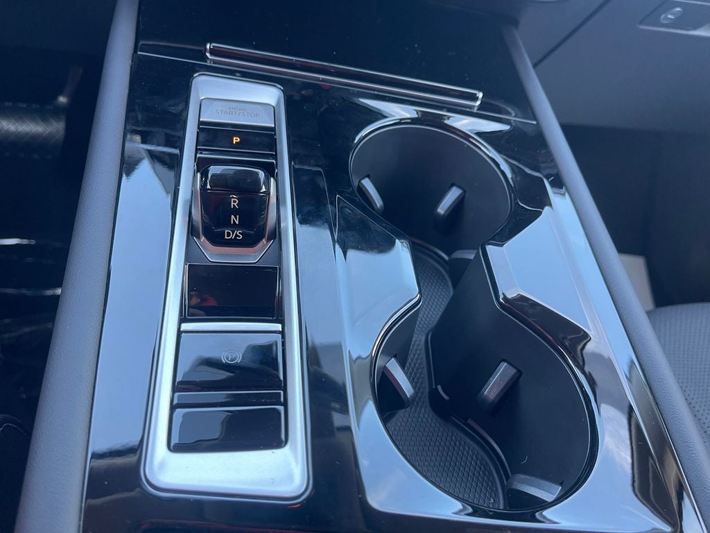 2026 Volkswagen Atlas 2.0T SE w/ Technology