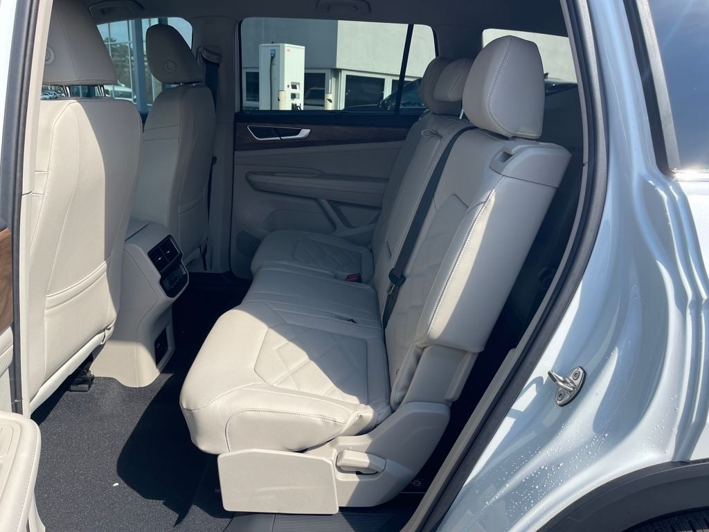 2026 Volkswagen Atlas SE W/ Tech AWD