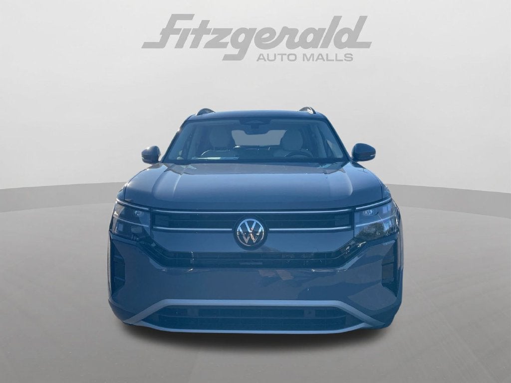 2027 Volkswagen Atlas SE w/Technology