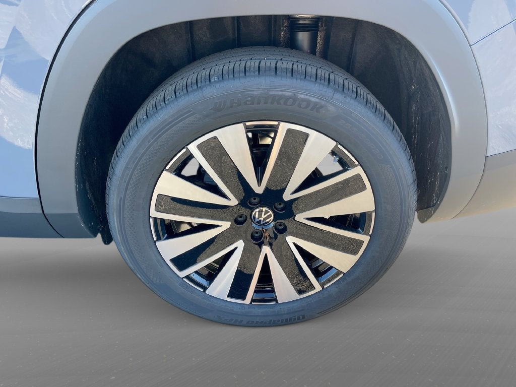 2027 Volkswagen Atlas SE w/Technology