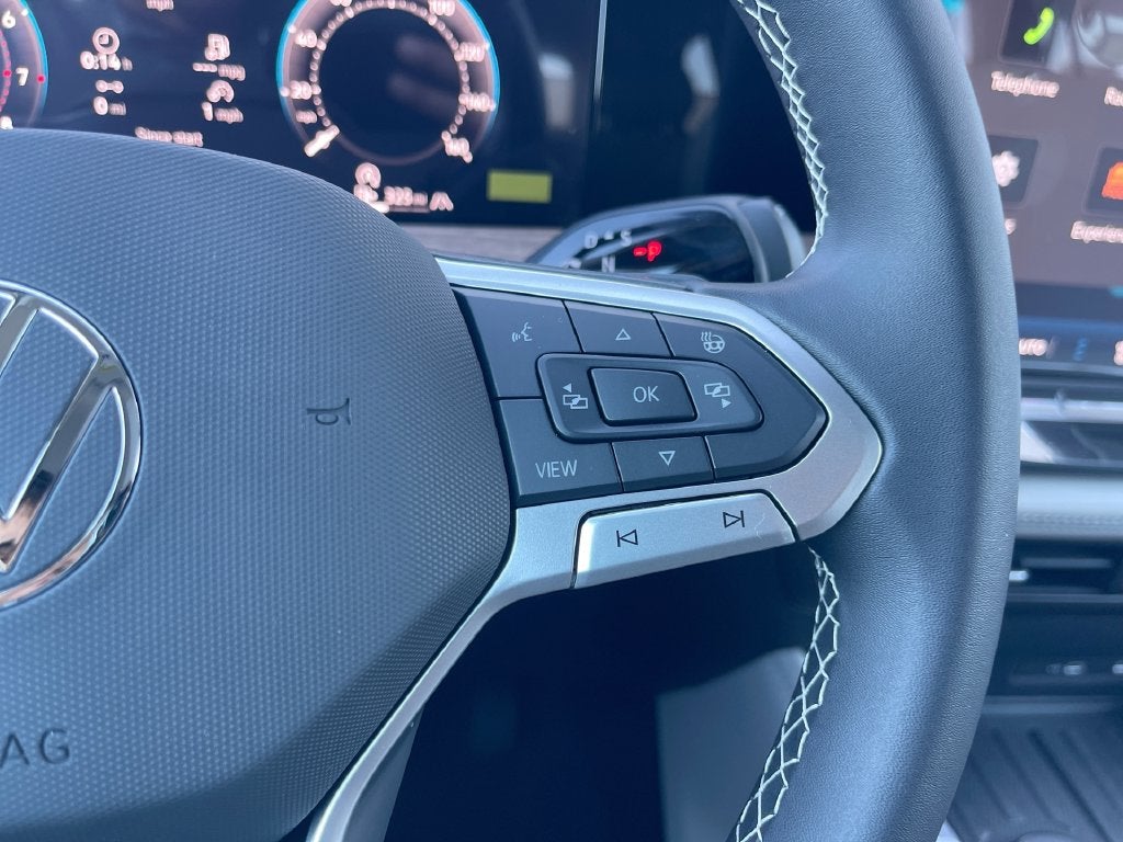 2027 Volkswagen Atlas SE w/Technology