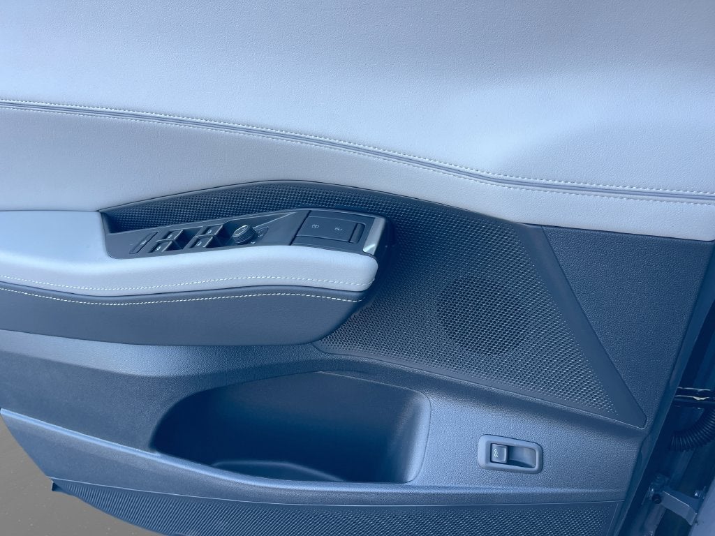 2027 Volkswagen Atlas SE w/Technology