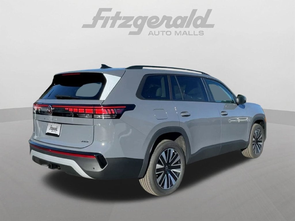 2027 Volkswagen Atlas SE w/Technology