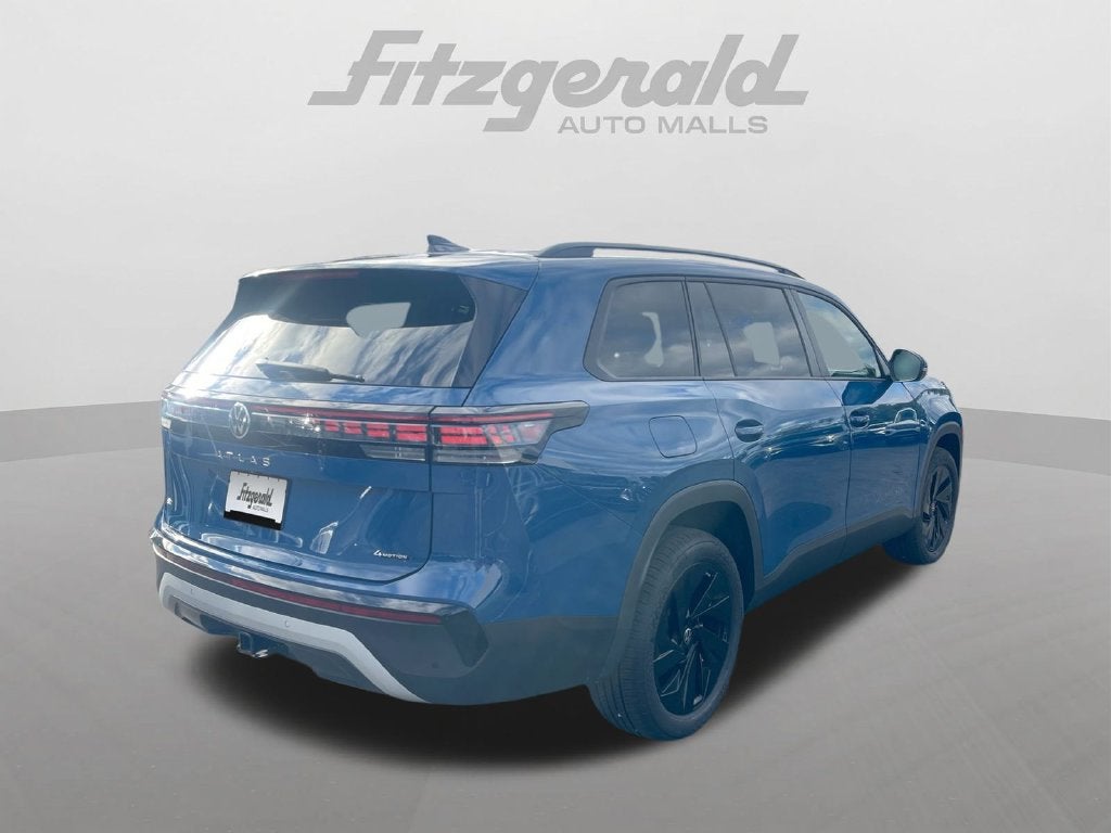 2027 Volkswagen Atlas SE w/Technology
