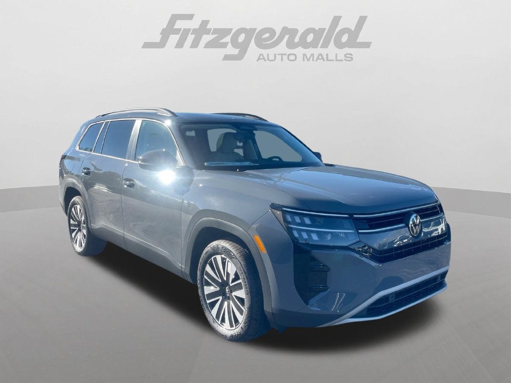 2027 Volkswagen Atlas SE w/Technology
