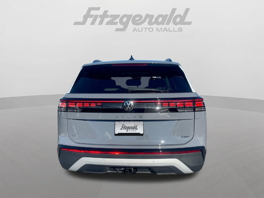 2027 Volkswagen Atlas SE w/Technology