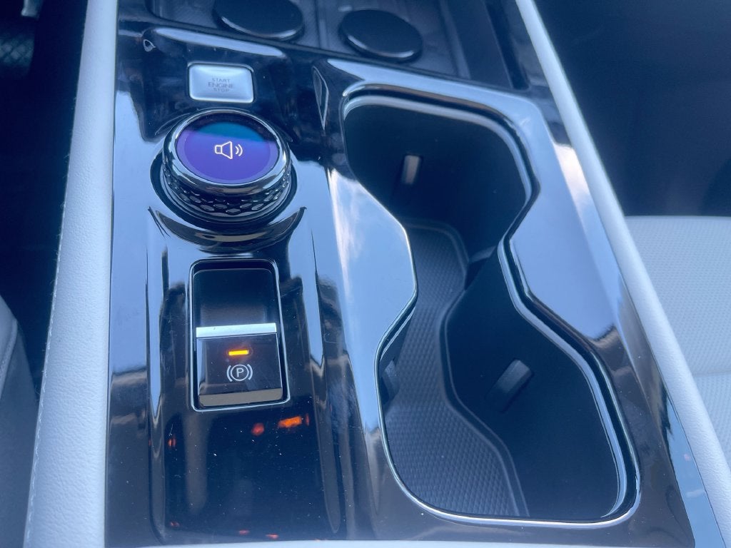 2027 Volkswagen Atlas SE w/Technology