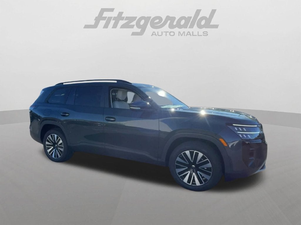 2027 Volkswagen Atlas SE w/Technology