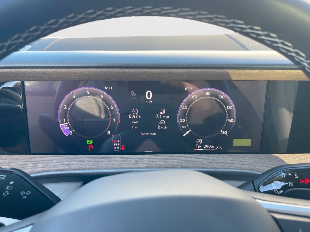 2027 Volkswagen Atlas SE w/Technology