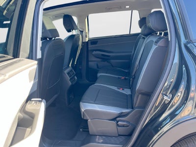 2027 Volkswagen Atlas SE w/Technology