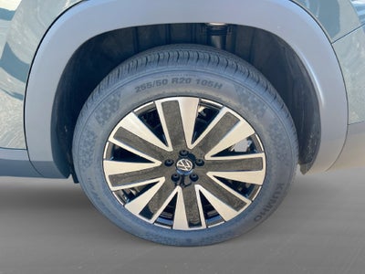 2027 Volkswagen Atlas SE w/Technology