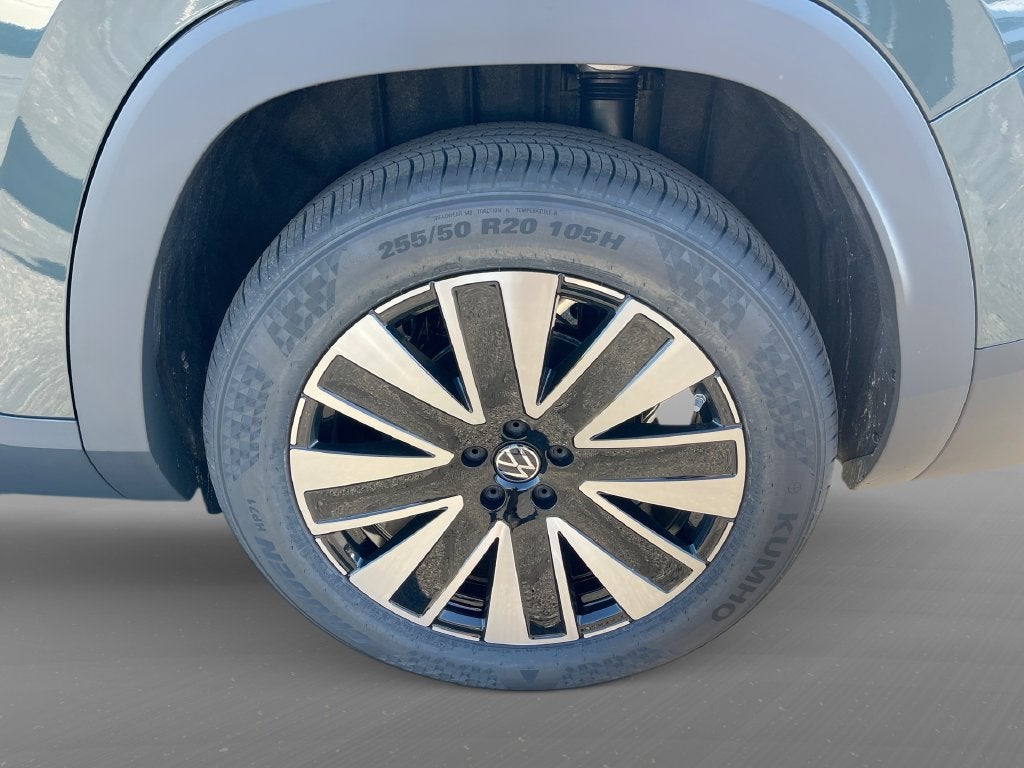 2027 Volkswagen Atlas SE w/Technology