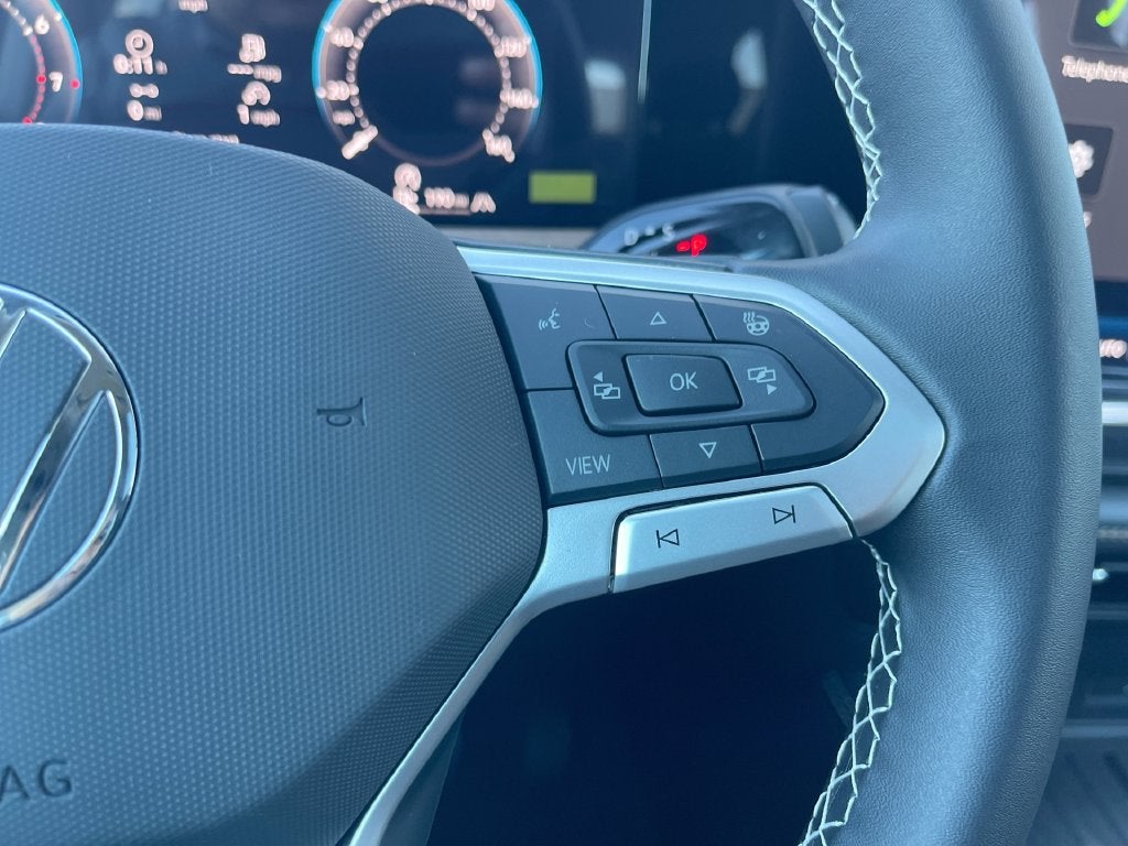 2027 Volkswagen Atlas SE w/Technology