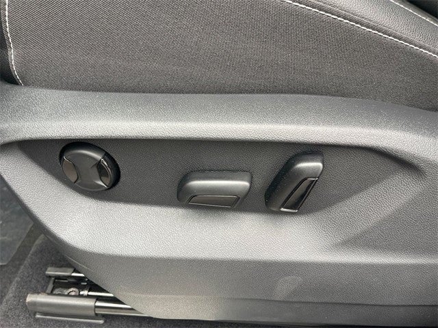 2026 Volkswagen Atlas 2.0T SE w/ Technology