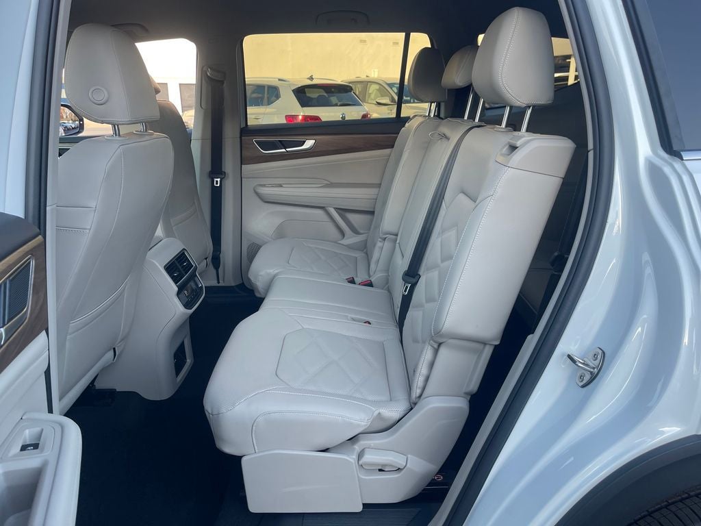 2026 Volkswagen Atlas 2.0T SE