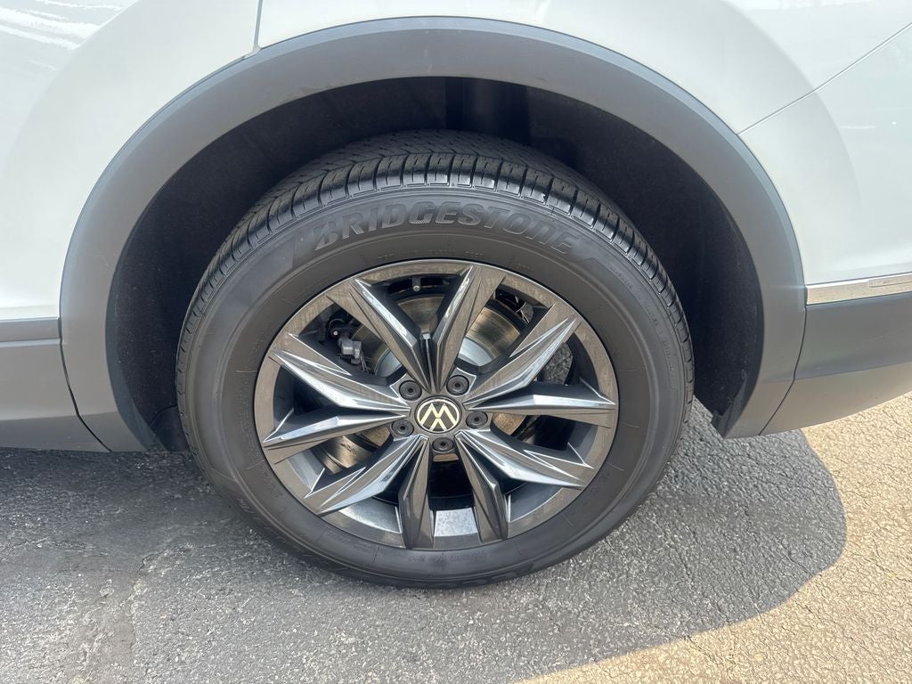 2024 Volkswagen Tiguan 2.0T SE
