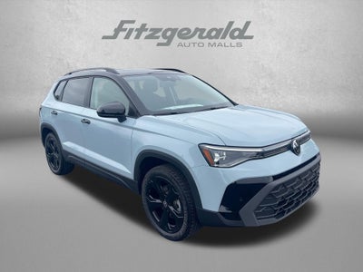 2026 Volkswagen Taos 1.5T SE Black