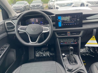 2026 Volkswagen Taos 1.5T SE Black