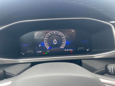 2026 Volkswagen Taos 1.5T SE Black