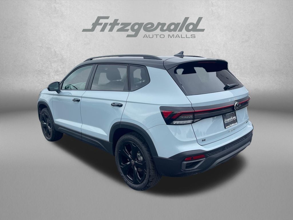 2026 Volkswagen Taos 1.5T SE Black