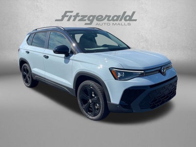 2025 Volkswagen Taos 1.5T SE Black