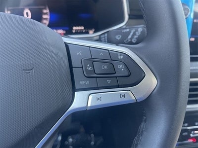 2025 Volkswagen Taos 1.5T SE Black