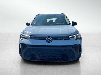 2025 Volkswagen Taos 1.5T SE Black