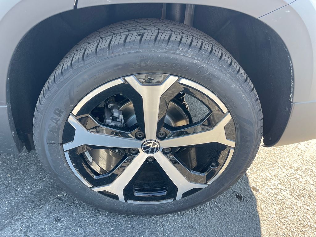 2026 Volkswagen Taos 1.5T SEL