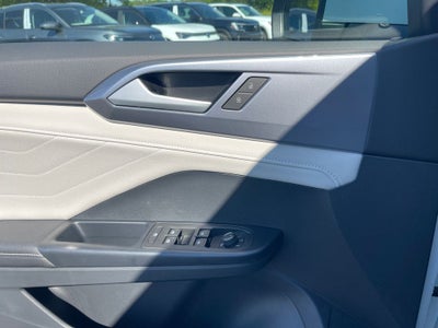 2026 Volkswagen Taos 1.5T SEL