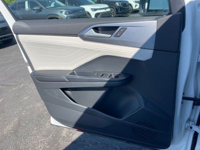 2026 Volkswagen Taos 1.5T SEL