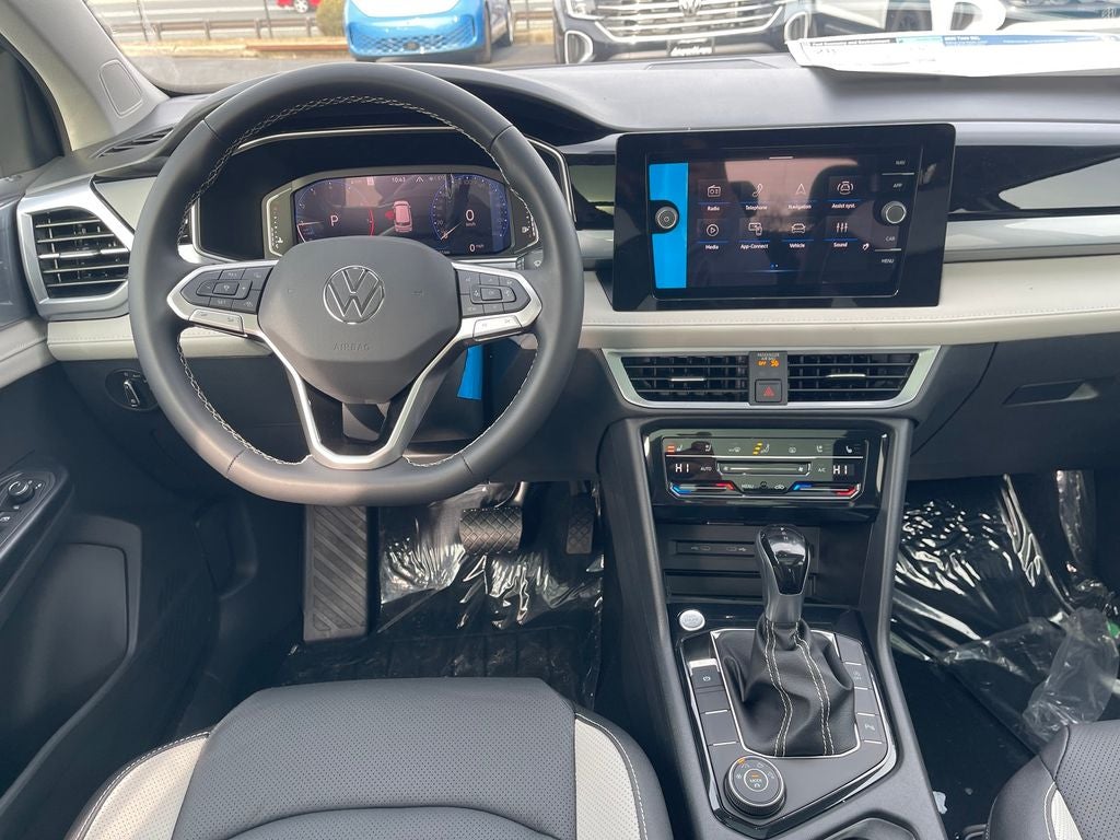 2026 Volkswagen Taos 1.5T SEL