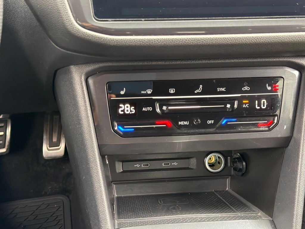 2024 Volkswagen Tiguan 2.0T SE R-Line Black