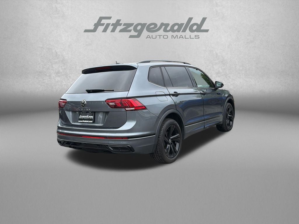 2024 Volkswagen Tiguan 2.0T SE R-Line Black