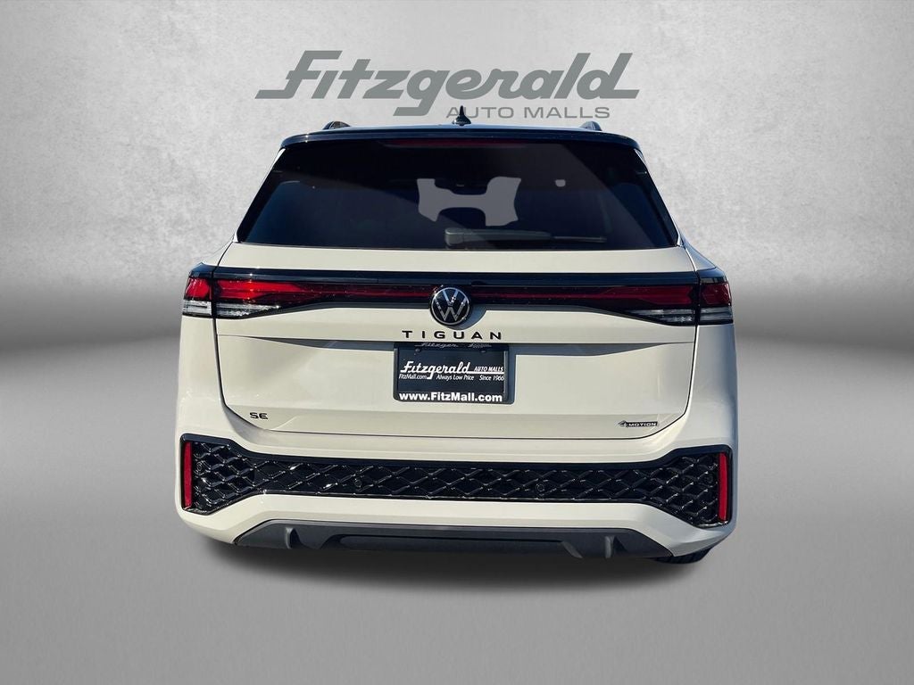 2026 Volkswagen Tiguan 2.0T SE R-Line Black