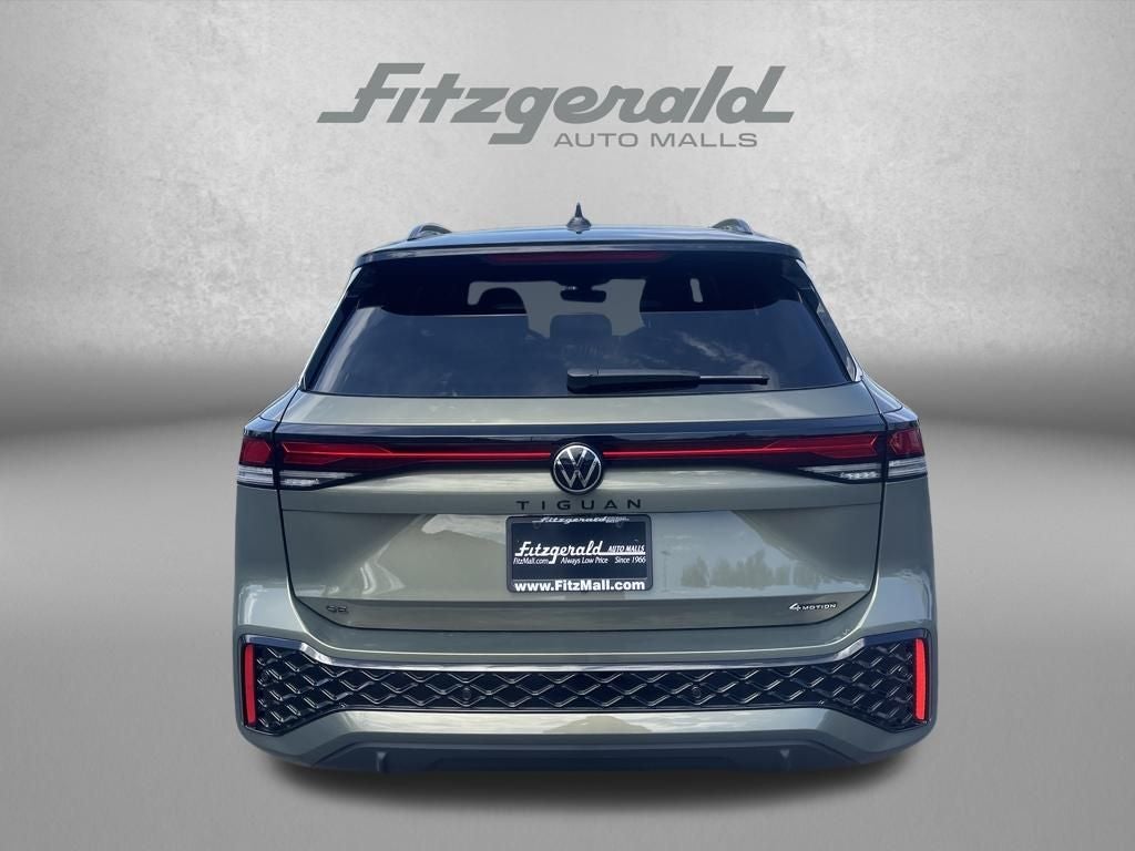 2026 Volkswagen Tiguan 2.0T SE R-Line Black
