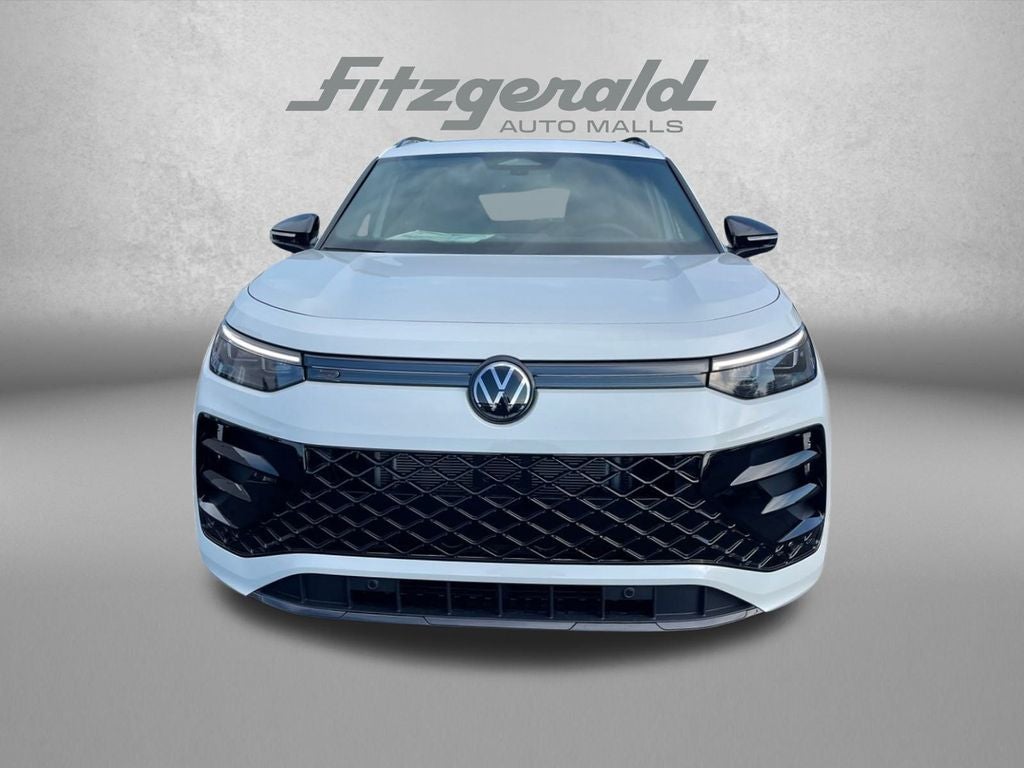 2025 Volkswagen Tiguan 2.0T SE R-Line Black