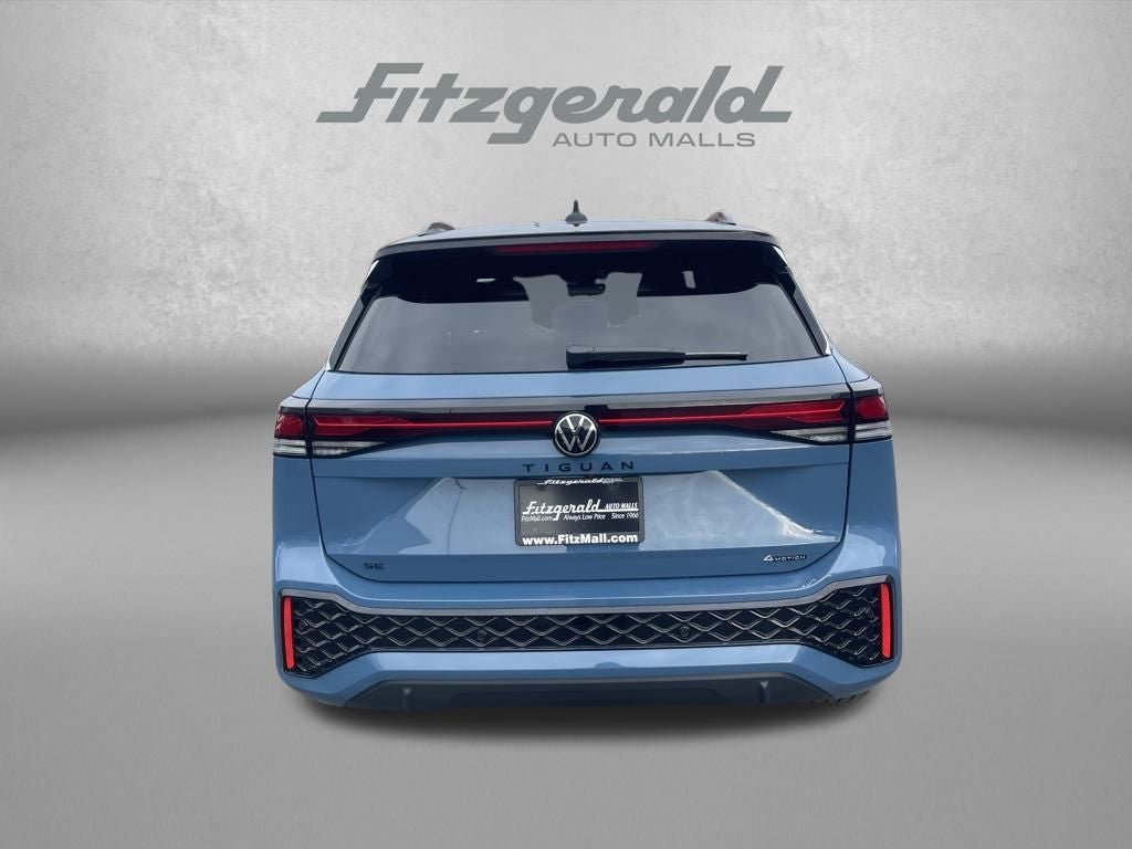 2026 Volkswagen Tiguan 2.0T SE R-Line Black