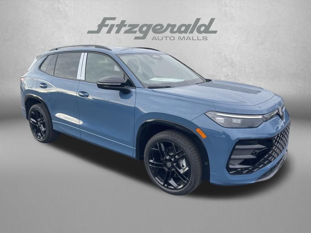 2026 Volkswagen Tiguan 2.0T SE R-Line Black