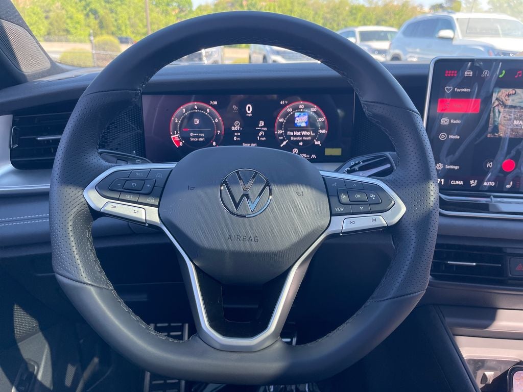 2026 Volkswagen Tiguan 2.0T SE R-Line Black