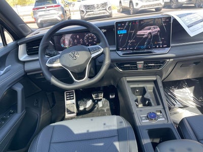 2026 Volkswagen Tiguan 2.0T SE R-Line Black