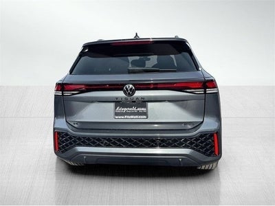 2026 Volkswagen Tiguan 2.0T SE R-Line Black